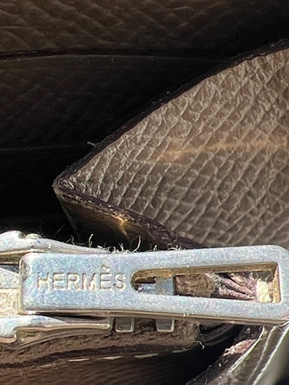 Hermès Vintage Zip-Around Long Wallet (Circa early 2000s)  Collector piece - Picture 11 of 17